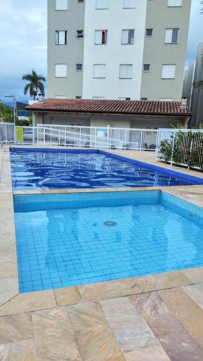 Apartamento Com Piscina Churrasqueira Em Ubatuba Appartement Buitenkant foto